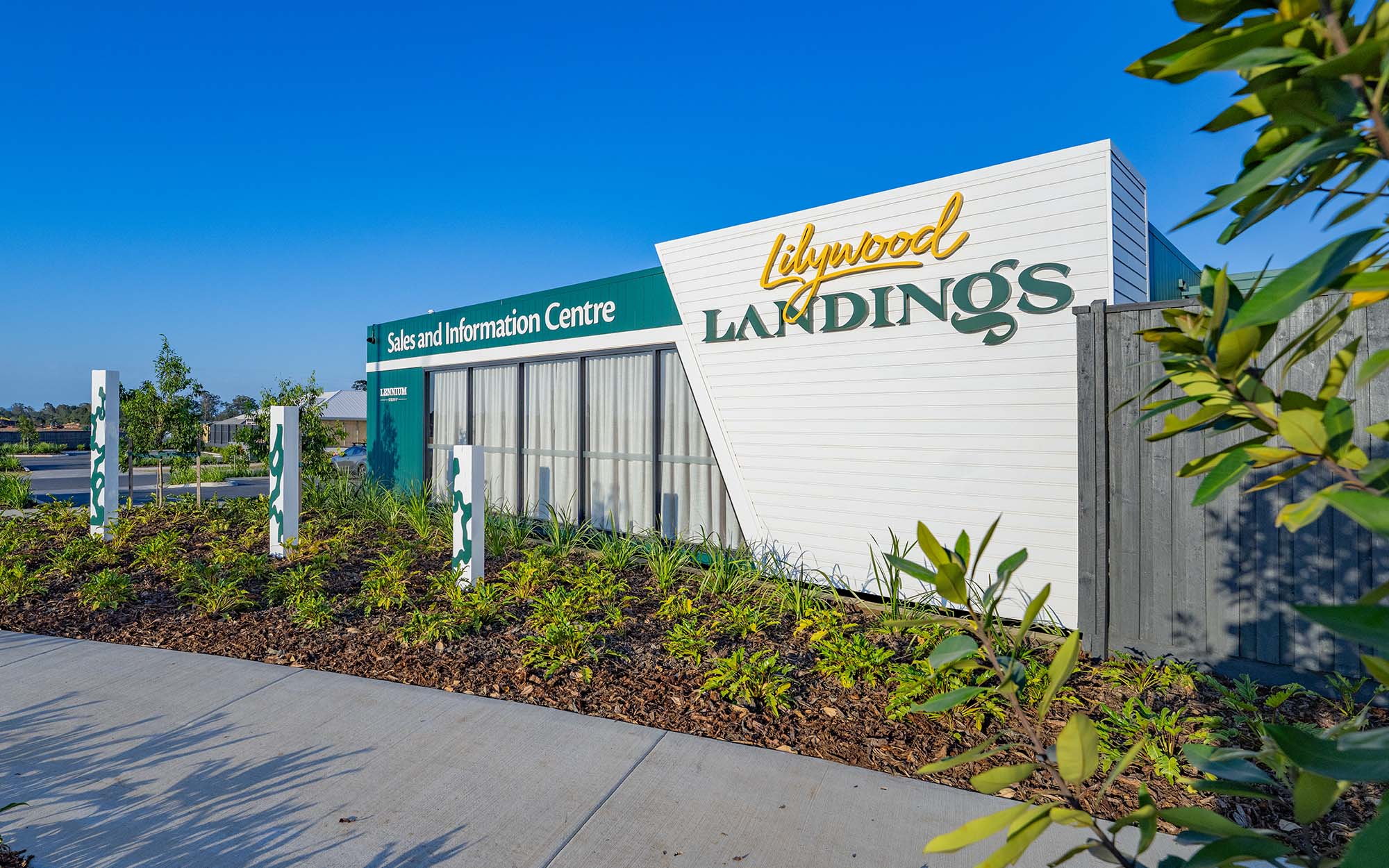 Lilywood Landings Slider _0001_DSC03300